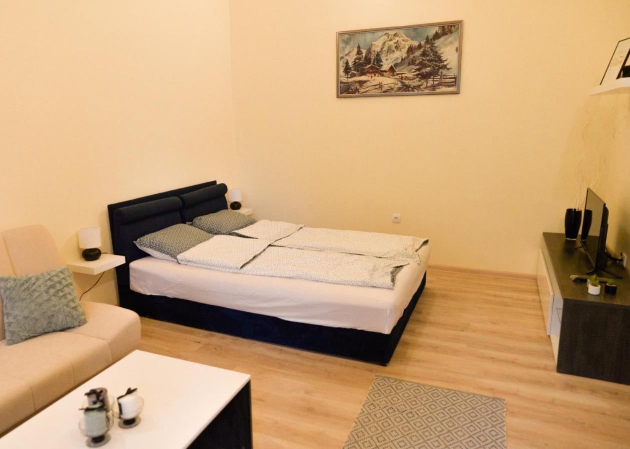 Centrum Apartment Senta Zewnętrze zdjęcie