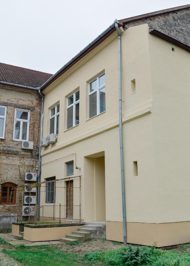 Centrum Apartment Senta Zewnętrze zdjęcie